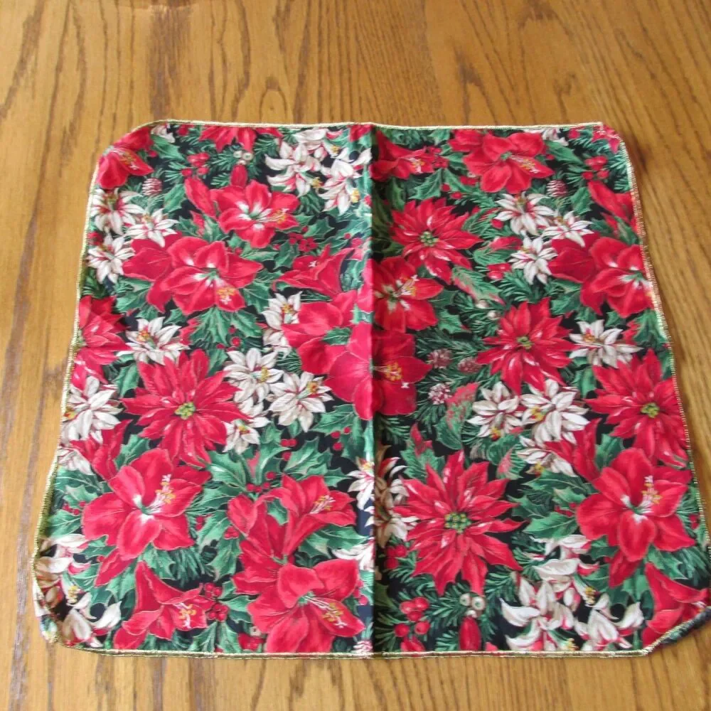 Joan Messmore Christmas Napkins Poinsettia Amaryllises Cranston set of 7 Vintage